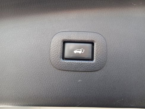 Used 2020 Nissan Armada SL w/ Premium Package AWD/4WD image 13