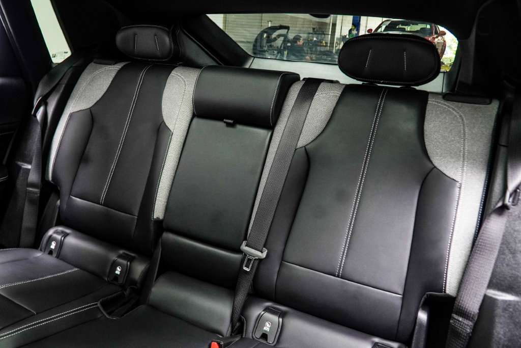 Used 2024 Cadillac Lyriq Tech RWD image 42