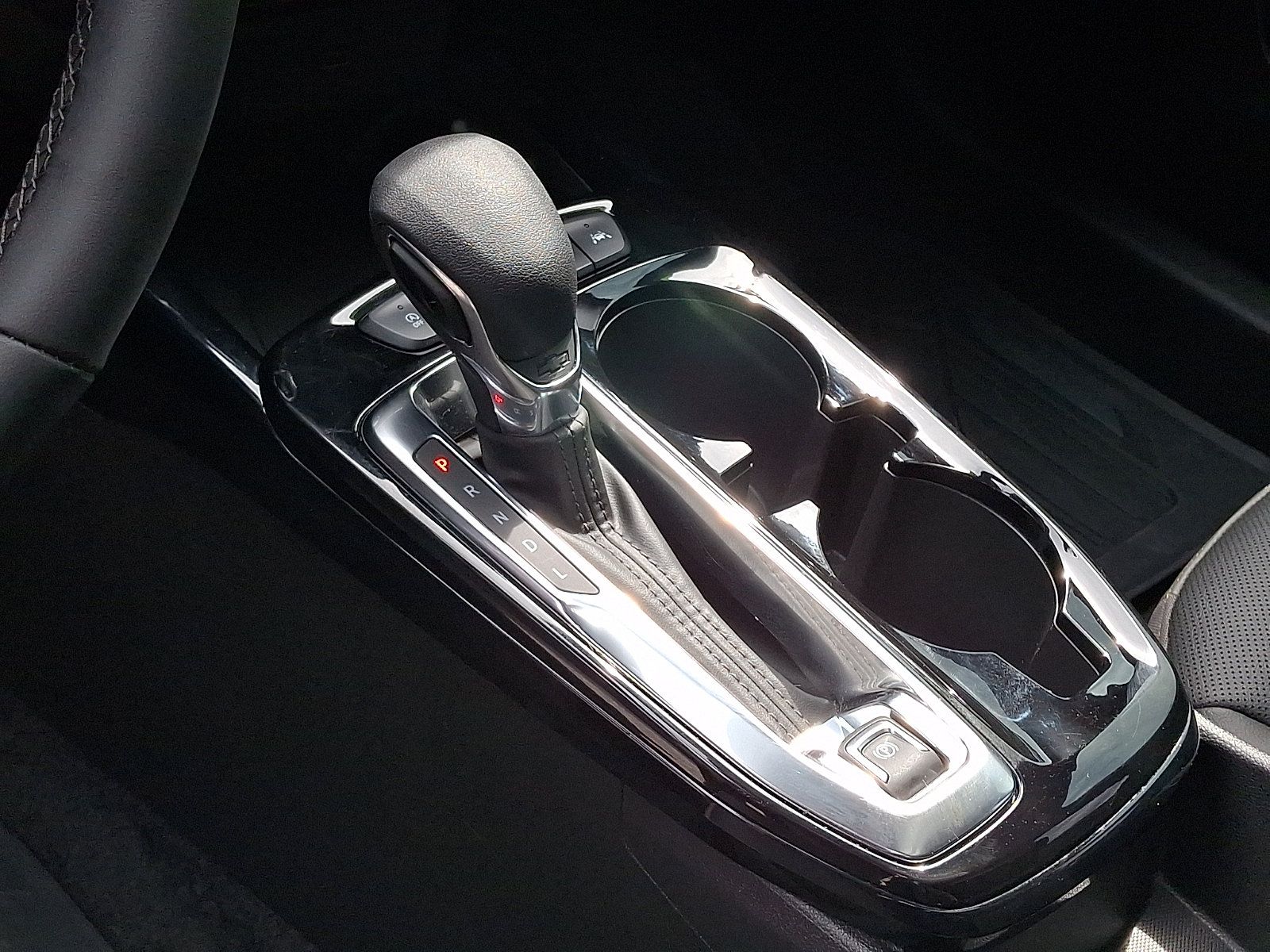 Used 2024 Chevrolet Trax ACTIV w/ Sunroof Package FWD image 16