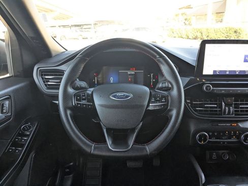 Used 2025 Ford Escape ST-Line AWD/4WD image 25
