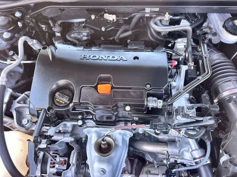 Used 2023 Honda Civic Sport image 10