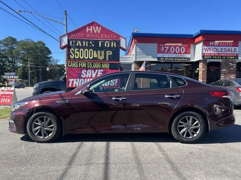Used 2020 Kia Optima LX image 8