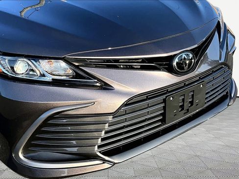 Used 2023 Toyota Camry LE AWD/4WD image 30