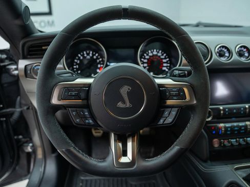 Used 2019 Ford Mustang Shelby GT350 w/ Technology Package image 31