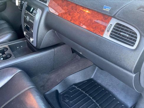 Used 2009 GMC Sierra 3500 W/T image 18