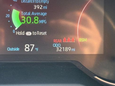 Used 2025 Toyota RAV4 XLE AWD/4WD image 27