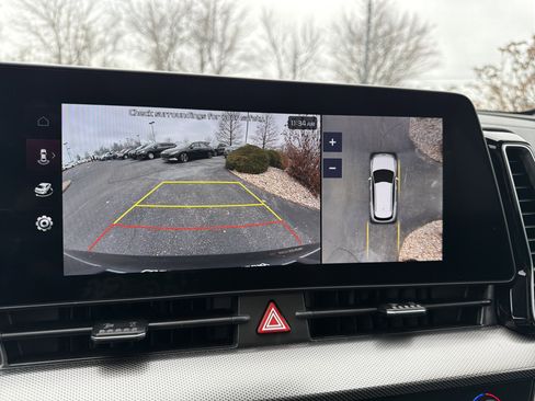 Used 2025 Kia Sportage SX Prestige image 22