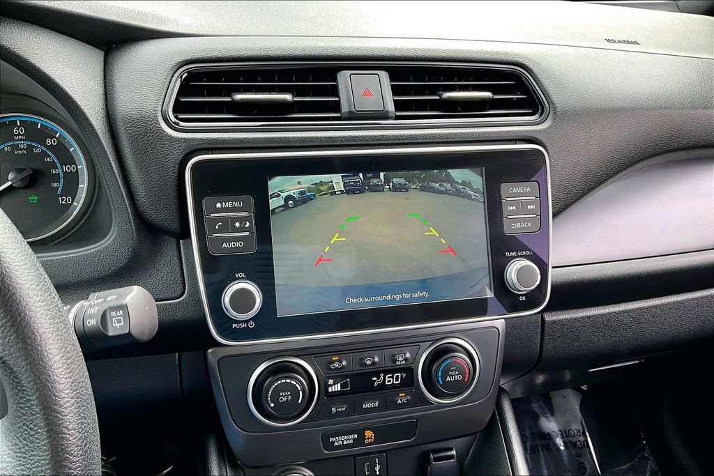 Used 2025 Nissan Leaf S FWD image 17