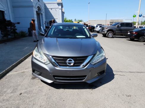 Used 2016 Nissan Altima 2.5 image 8