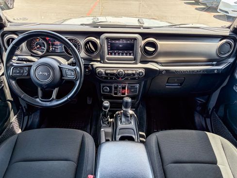 Used 2021 Jeep Wrangler Unlimited Sport AWD/4WD image 11