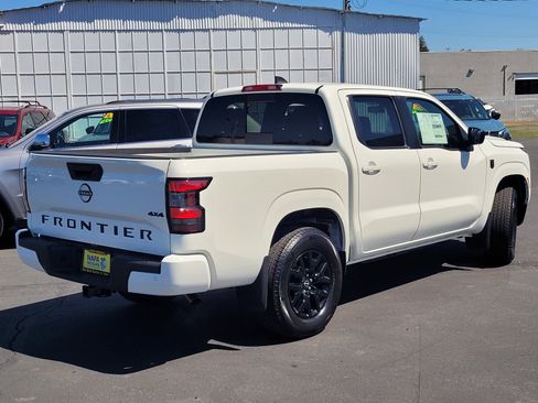 New 2026 Nissan Frontier SV w/ All-Weather Content Package AWD/4WD image 5