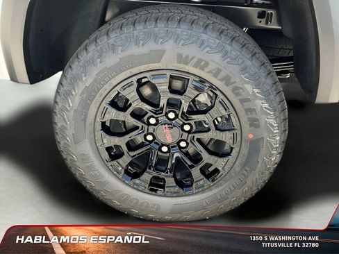 New 2026 GMC Canyon Elevation image 12