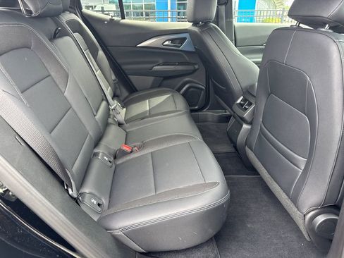Used 2025 Chevrolet Equinox EV LT w/ Convenience Package FWD image 16