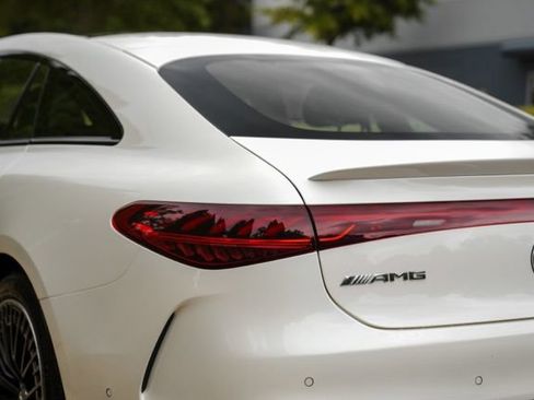 Used 2023 Mercedes-Benz EQS AMG 4MATIC w/ Trim Level Package image 12