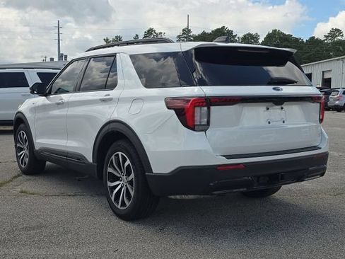 Used 2026 Ford Explorer ST-Line RWD image 3
