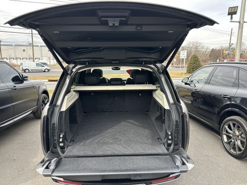 Used 2023 Land Rover Range Rover SE image 26