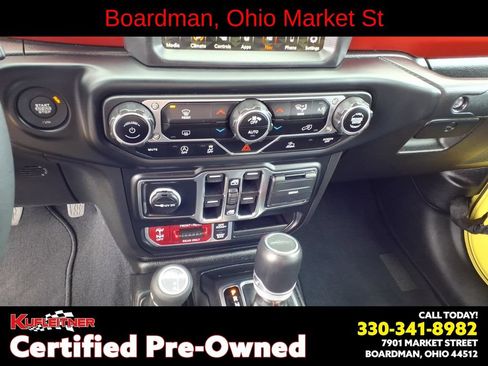 Used 2023 Jeep Gladiator Rubicon w/ LED Lighting Group AWD/4WD image 17
