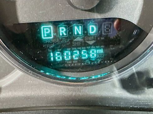 Used 2015 Jeep Wrangler Unlimited Sahara w/ Connectivity Group image 23