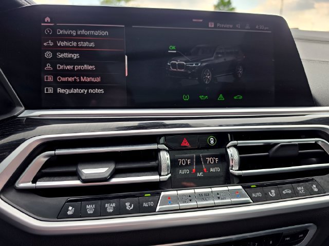 Used 2021 BMW X7 M50i AWD/4WD image 60