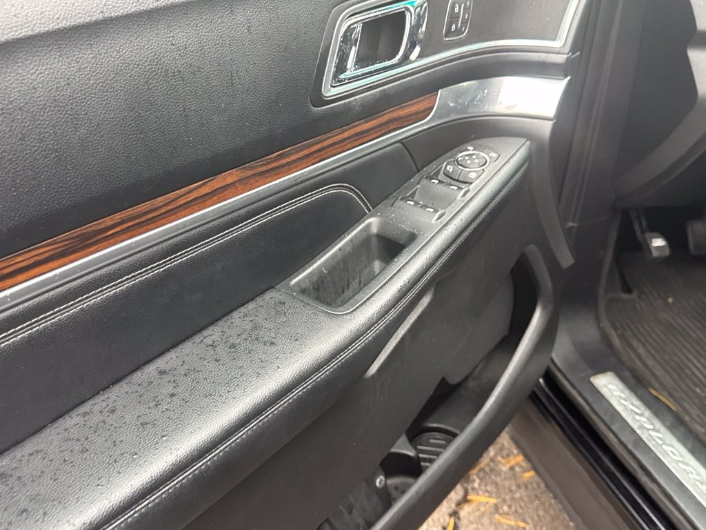 Used 2016 Ford Explorer Limited FWD image 15