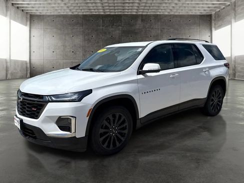 Used 2022 Chevrolet Traverse RS AWD/4WD image 1