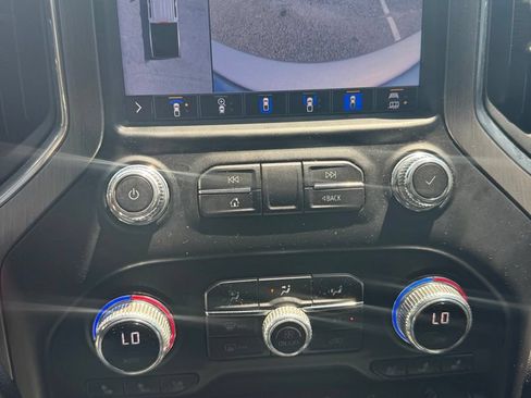 Used 2020 GMC Sierra 2500 Denali w/ Denali Ultimate Package AWD/4WD image 14