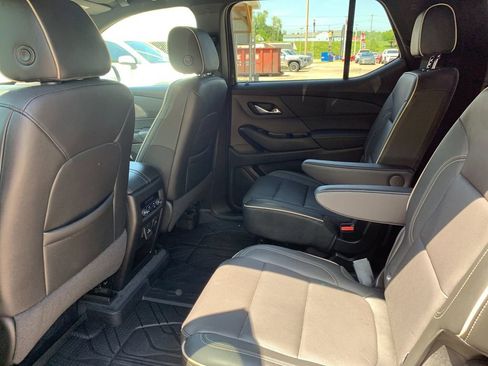 Used 2022 Chevrolet Traverse Premier w/ Redline Edition image 14