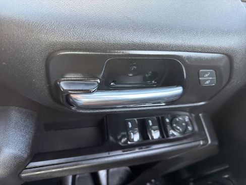 Used 2021 Chevrolet Silverado 2500 W/T w/ WT Fleet Convenience Package RWD image 19