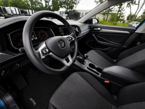 Used 2021 Volkswagen Jetta S w/ Driver Assistance Package FWD image 6