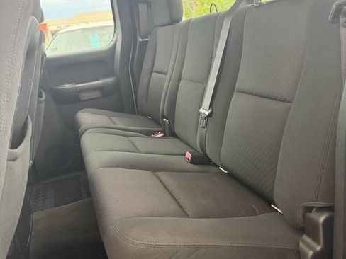 Used 2012 GMC Sierra 2500 SLE w/ SLE Preferred Package AWD/4WD image 12
