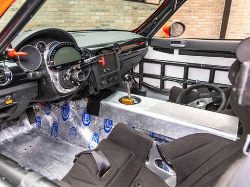 Used 2006 MAZDA MX-5 Miata Sport w/ Suspension Pkg image 33