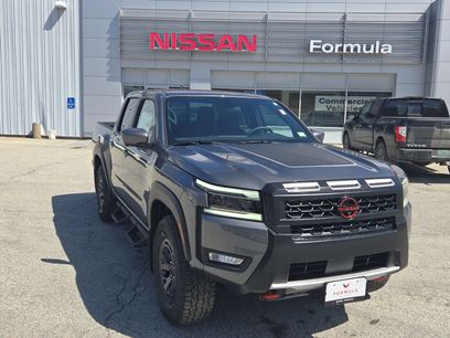 New 2025 Nissan Frontier PRO-4X w/ Pro Convenience Package