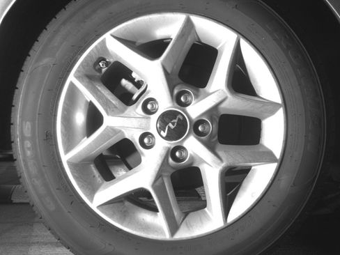 Used 2025 Kia Soul LX w/ LX Technology Package FWD image 18
