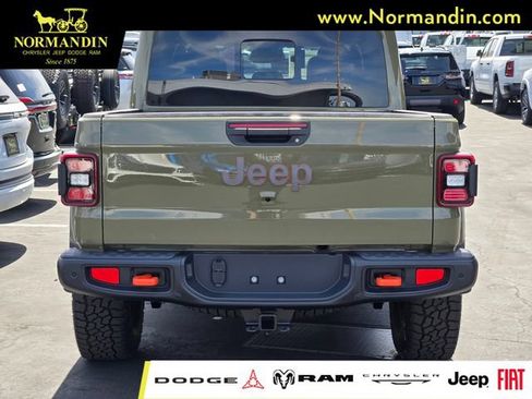 New 2026 Jeep Gladiator Mojave AWD/4WD image 4