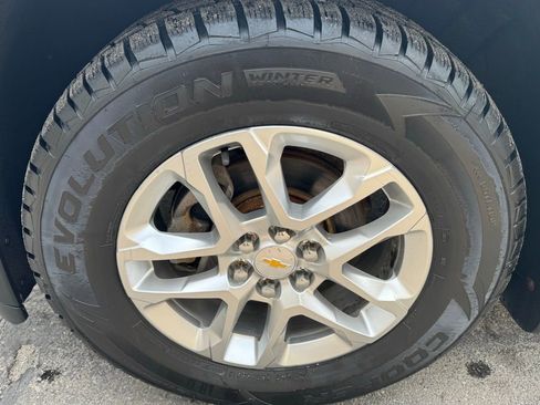 Used 2020 Chevrolet Traverse LS image 44