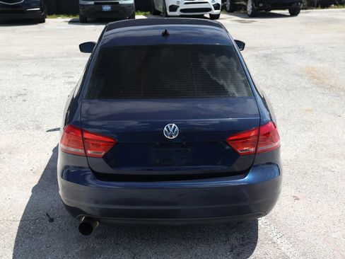 Used 2015 Volkswagen Passat 1.8T SE FWD image 6