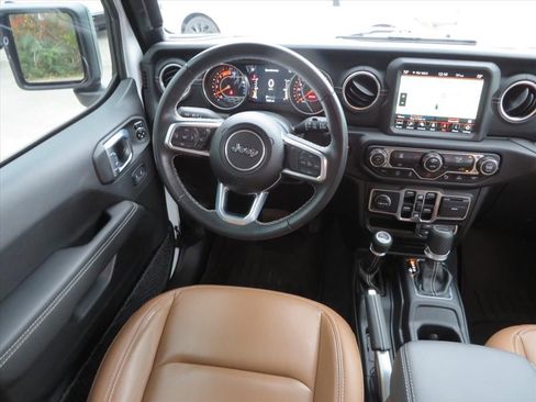 Used 2021 Jeep Wrangler Unlimited Sahara image 15