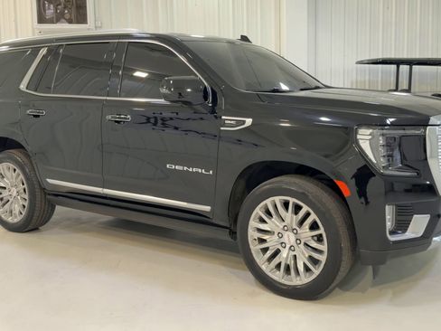 Used 2024 GMC Yukon Denali w/ Max Trailering Package image 3