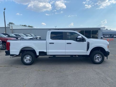 Used 2024 Ford F350 XL w/ Snow Plow Prep Package image 7