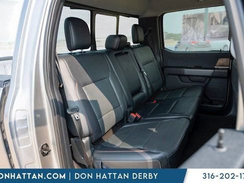 Used 2022 Ford F150 Lariat w/ Trailer Tow Package image 29