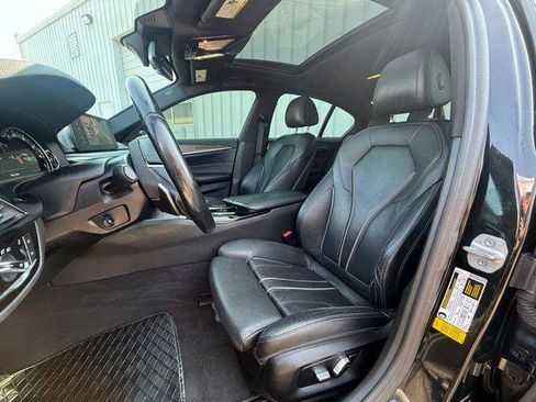 Used 2018 BMW 530i RWD image 6
