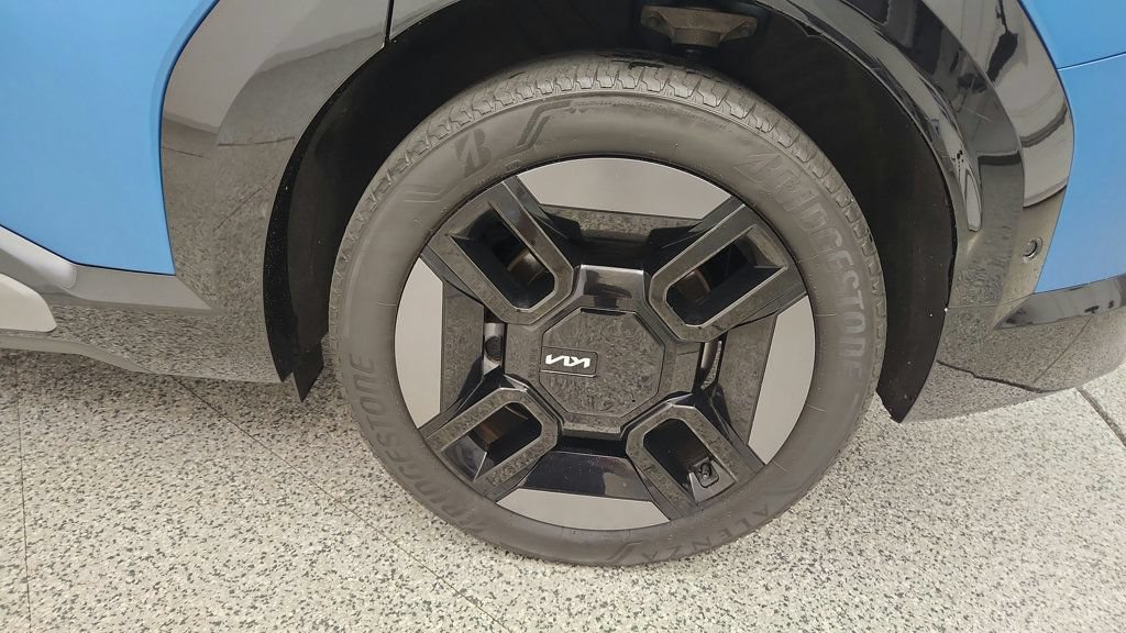Used 2024 Kia EV9 GT-Line AWD/4WD image 9