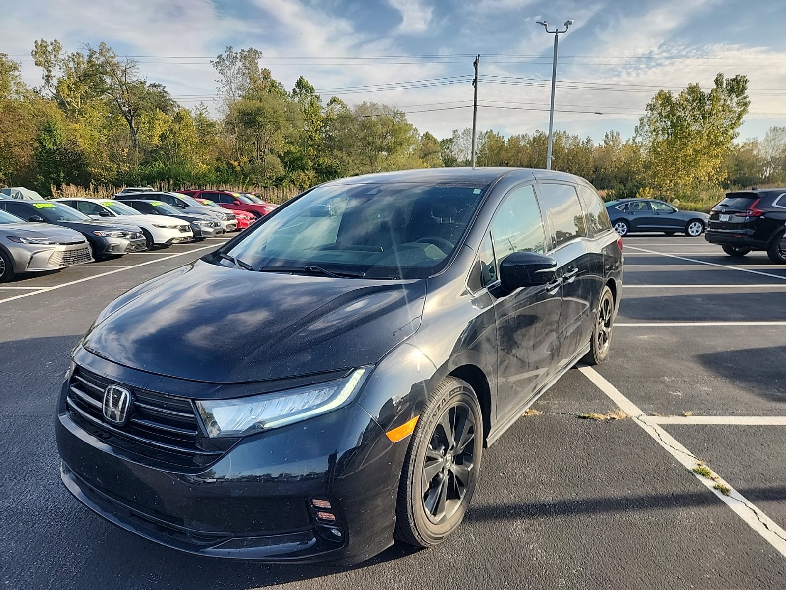 Used 2024 Honda Odyssey Sport image 2