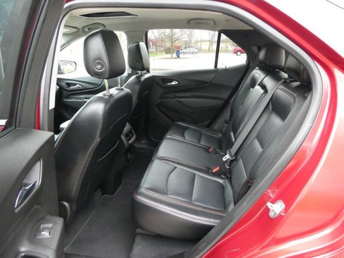Used 2021 Chevrolet Equinox LT AWD/4WD image 24