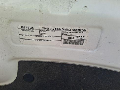 Used 2023 Chrysler Pacifica Touring-L FWD image 22