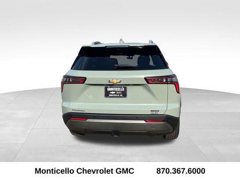 Used 2025 Chevrolet Equinox LT w/ Convenience Package II image 4