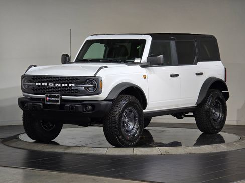 New 2025 Ford Bronco Badlands w/ Sasquatch Package image 5