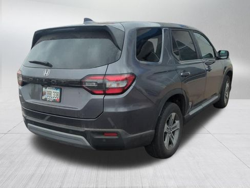Used 2023 Honda Pilot EX-L image 3
