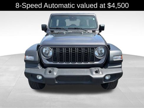 Used 2025 Jeep Wrangler Unlimited Sport AWD/4WD image 2