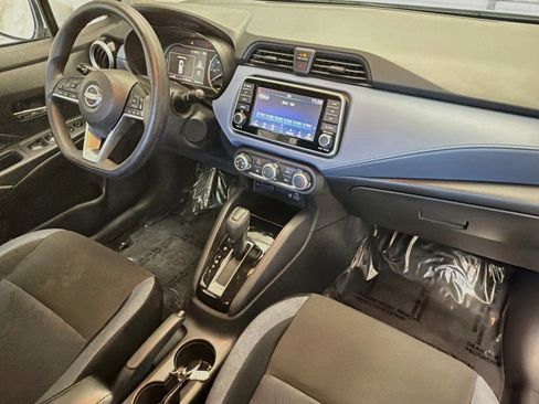 Used 2024 Nissan Versa SV FWD image 12